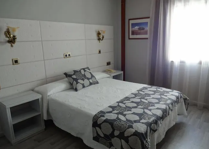 Los Naranjos Caceres